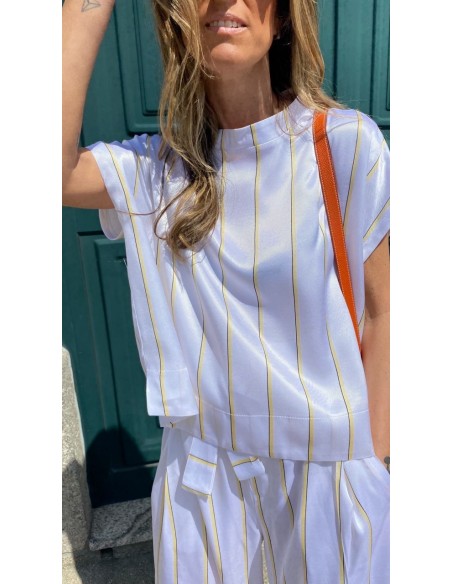 Pantalón blanco franja amarilla