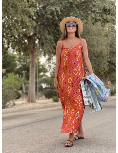 Vestido naranja estampado geométrico