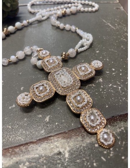 Collar cruz blanco