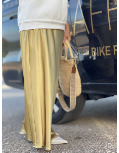 Falda de Satén Larga en dorado