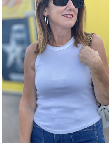 🌟 Camiseta Halter Blanca | Versátil y Estilosa