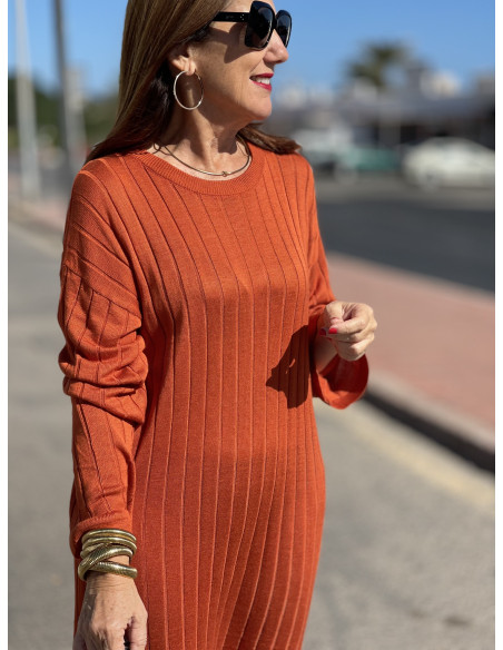 Vestido Largo Teja de Punto con Textura Única 🍂