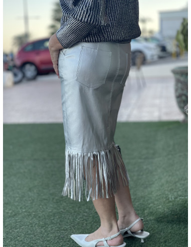 ✨ Falda Metalizada en Plata con Flecos