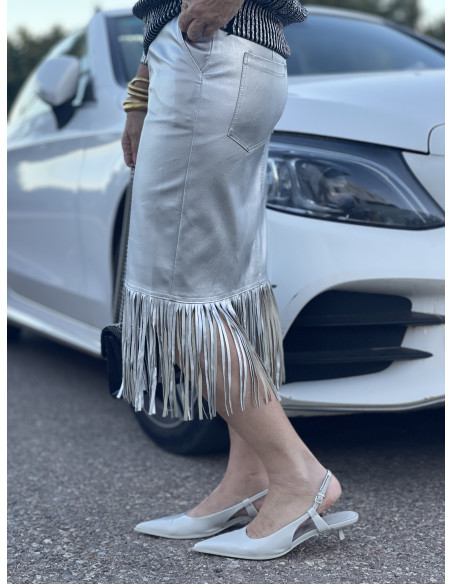✨ Falda Metalizada en Plata con Flecos