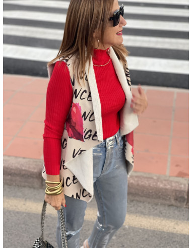 💄 Chaleco de Antelina con Labios Rojos - ¡Rompe...