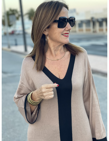 🖤 Vestido Asimétrico taupe con negro- Elegancia y Estilo Únicos