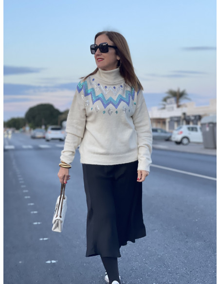 🌟 Suéter Cuello Alto en Crudo con Cenefas de Lentejuelas en Azul y Turquesa