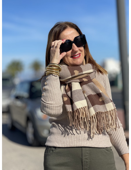 🍂 Bufanda Reversible de Corazones y Cuadros  M arrón| Elegancia y Calidez Versátil 🌈