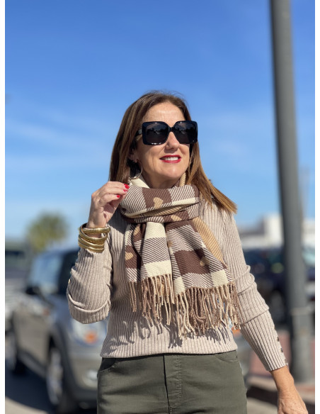 🍂 Bufanda Reversible de Corazones y Cuadros  M arrón| Elegancia y Calidez Versátil 🌈