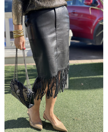 ✨ Falda efecto piel negra con Flecos