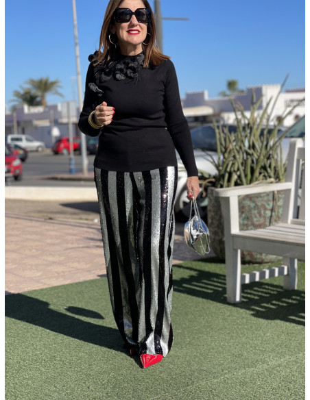 🖤 Elegante Abrigo de Piel  con Detalles Sofisticados 🧥