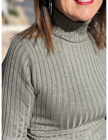 🌼 Suéter de Canalé en verde kaki 🌈