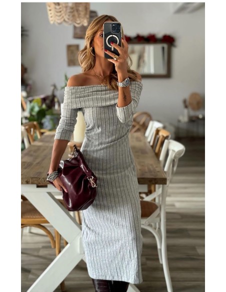 🌪️ Vestido Largo Gris Tipo Canalé con Escote Bardot: Suavidad y Estilo 🌸