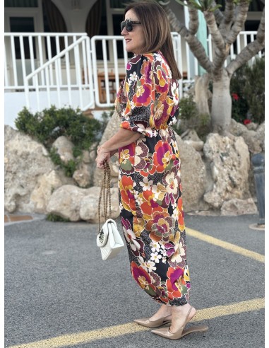 🌸 Vestido Midi con Escote de Pico: Elegancia...