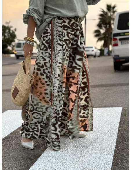 🌺 Pantalón Seda Estampado: Efecto Pareo y Elegancia sin Esfuerzo