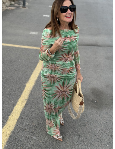 🌸 Vestido Bardot de Tul verde: Elegancia en...