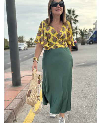 🌟 Falda Satén verde