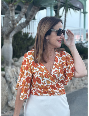 🌼 Blusa Sedosa Naranja: Elegancia y Frescura en...