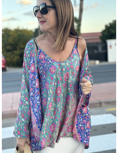 🌺 Kimono de Seda en Tonos Rosa y Azul:...