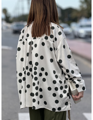 👕🌿 Camisa Crudo con Lunares Verde Kaki