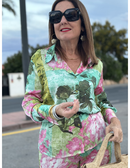 Conjunto Estampado: Flores en Verde y Rosa