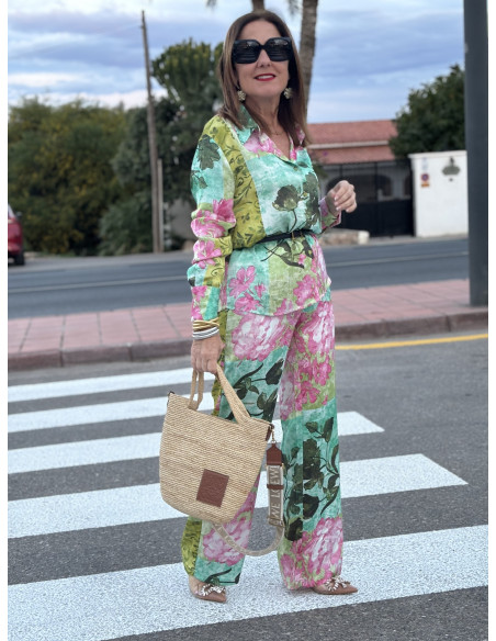 Conjunto Estampado: Flores en Verde y Rosa