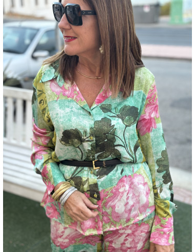 Conjunto Estampado: Flores en Verde y Rosa