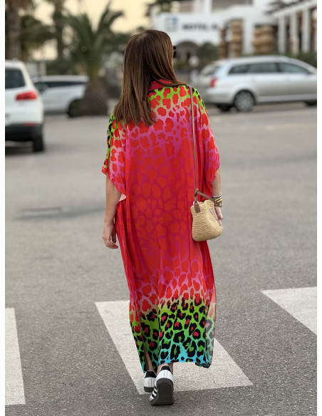 💃 Vestido Camisero Estampado Print: Elegancia en Rojo y Verde Lima 🎨