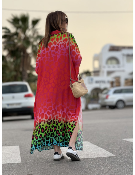 💃 Vestido Camisero Estampado Print: Elegancia en Rojo y Verde Lima 🎨