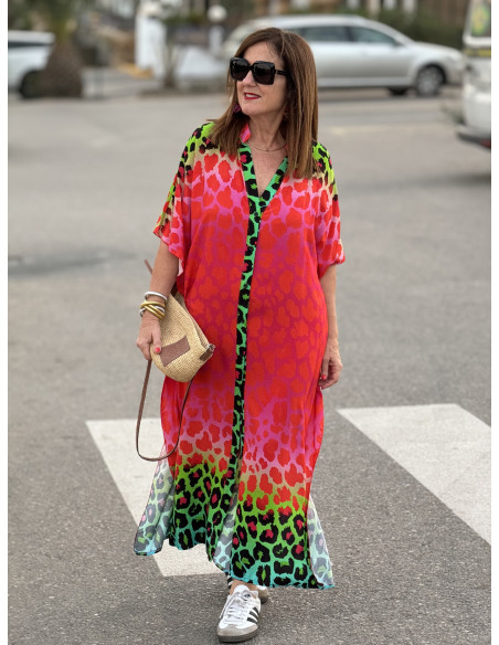 💃 Vestido Camisero Estampado Print: Elegancia en Rojo y Verde Lima 🎨