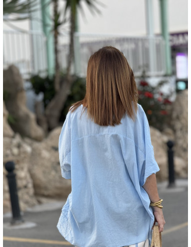 Blusa Celeste con Estrellas en Relieve y...