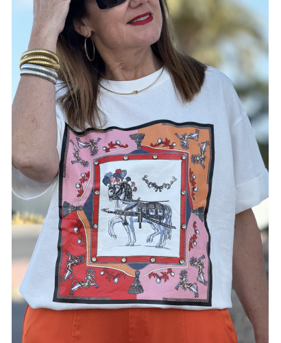 👕 Camiseta estampada con pedrería. 2