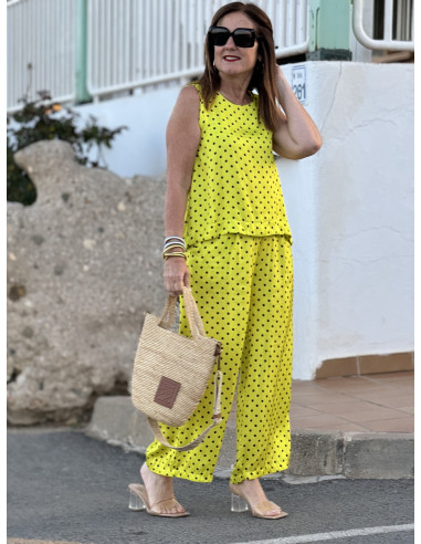 Top Satinado en Lima con Lunares Negros