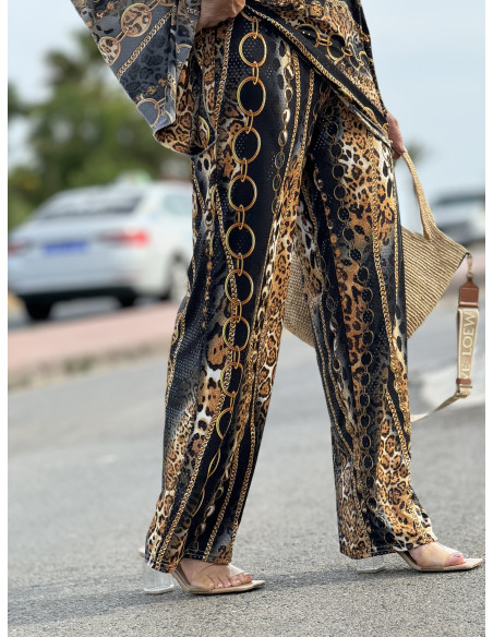 🐾 Pantalón de Punto Seda con Estampado Animal Print y Cadenas