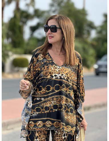 🖤 Blusón Punto Seda Negro con Estampado Animal...