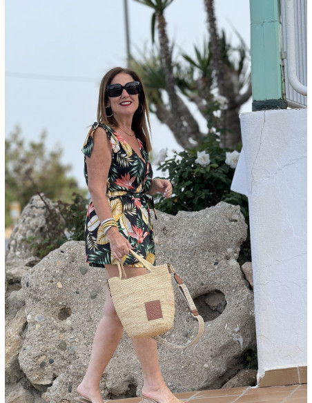🌴 Mono Corto Negro con Estampado Tropical 🌴