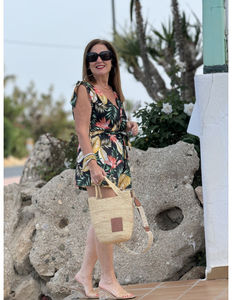 🌴 Mono Corto Negro con Estampado Tropical 🌴