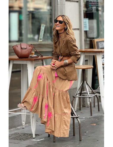 🌸✨ Falda Larga Bordada: Elegancia y Frescura 🌈