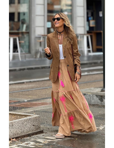 🌸✨ Falda Larga Bordada: Elegancia y Frescura 🌈