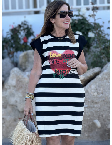 🖤 Vestido Combinado Crudo y Negro con Corazón...