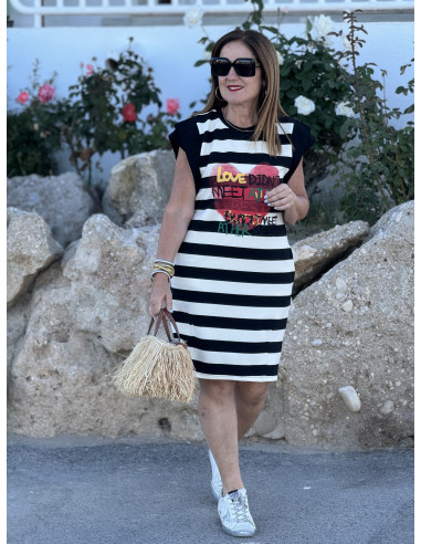 🖤 Vestido Combinado Crudo y Negro con Corazón...