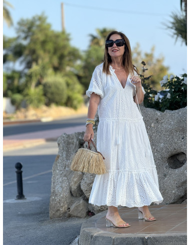 🌼 Vestido Blanco en Bordado Inglés con Manga...