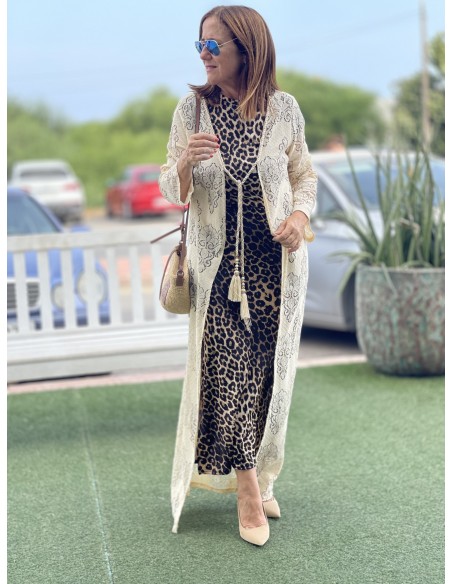 kimono de encaje en color beige