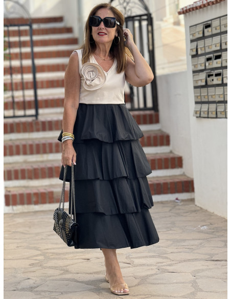 Vestido Combinado Crudo y Negro con Volantes