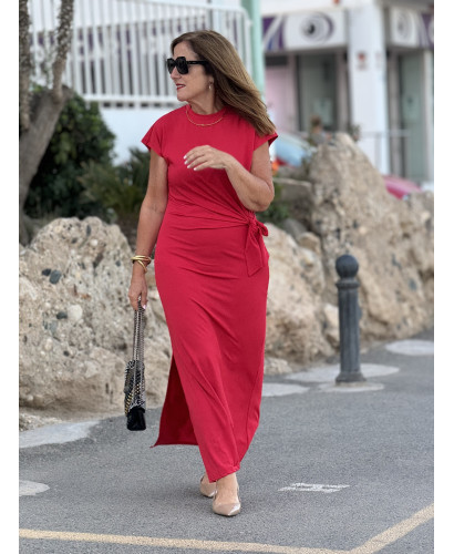 Vestido Rojo con Nudo Lateral y Abertura