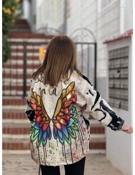 Chaqueta de Lana con Estampado de Caras y Graffiti de Mariposa