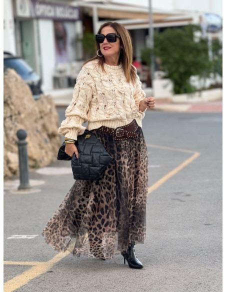 Suéter Punto Gordo con Detalle "8" y Flores 🌸