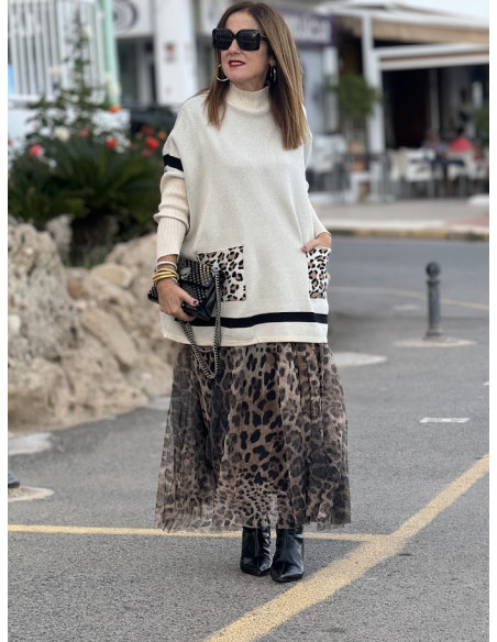 Suéter Tipo Capa con Cuello Chimenea y Bolsillos en Print 🍂