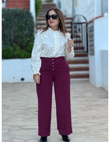 Pantalón burdeos de talle alto con cierre de...