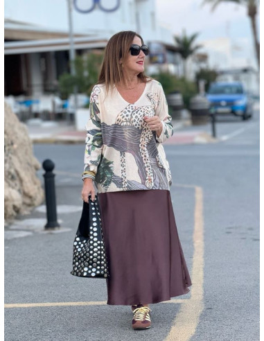 Falda de satén evasé en color marrón con...